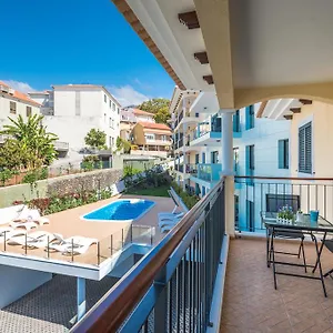 https://funchal-silverwood-apartment.madeira-islandshotels.com